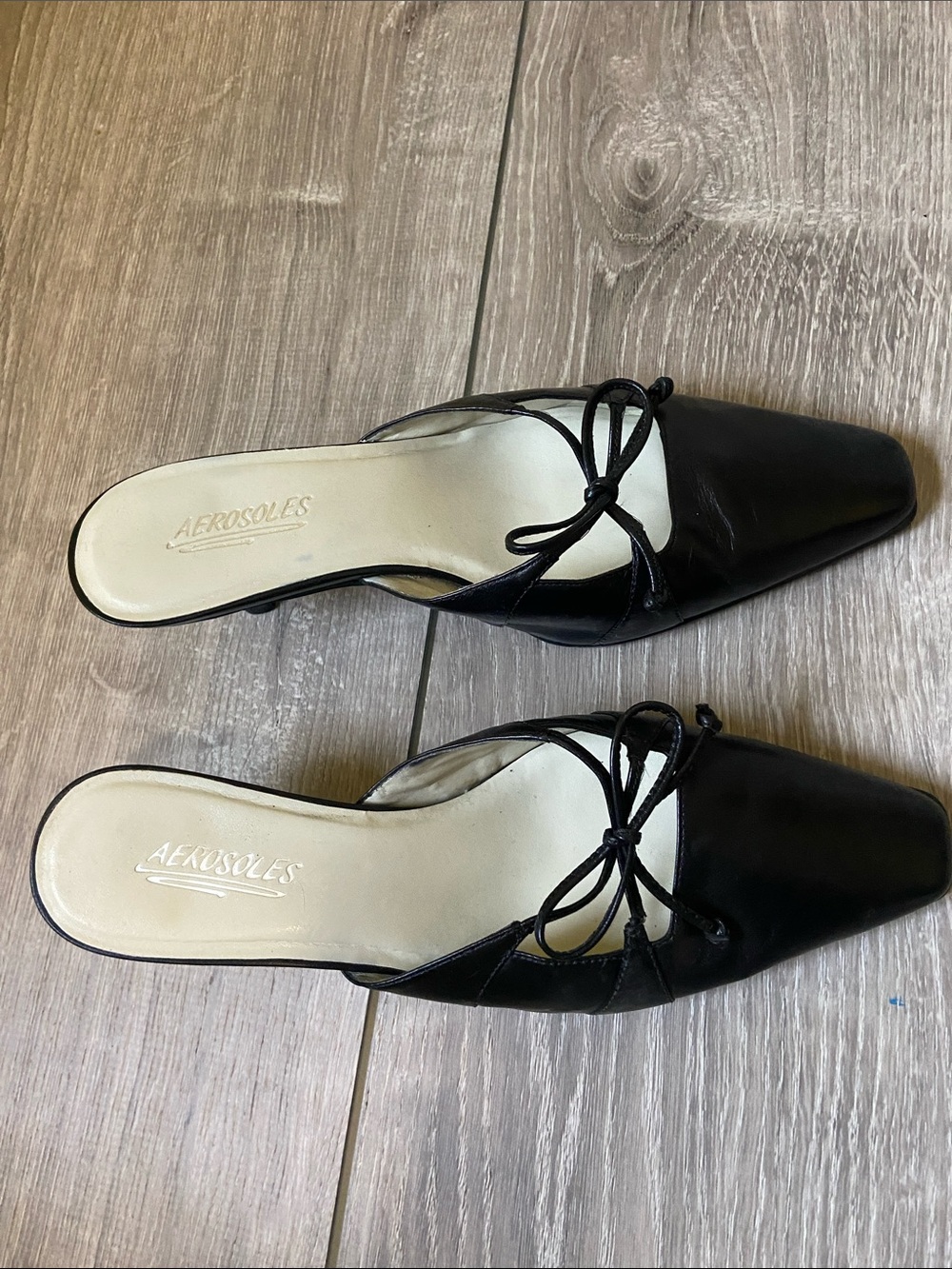 AEROSOLES Black Square-Toe Bow Slip-On Mules
